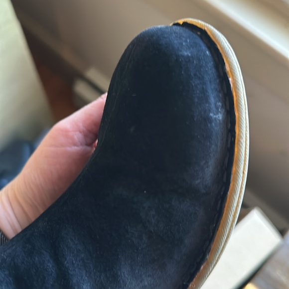 Ugg Boots - Picture 4 of 6